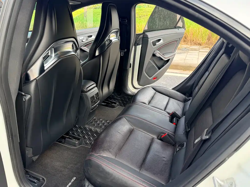 Mercedes-Benz CLA AMG — миниатюра 16