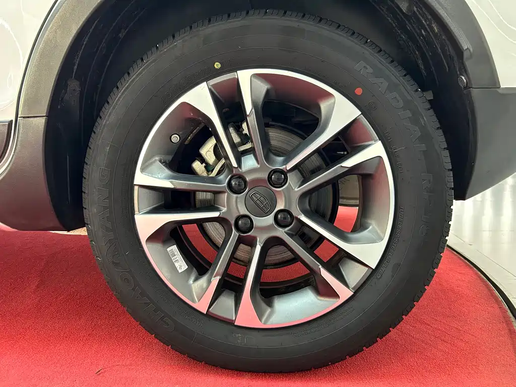 Geely Vision X3 — миниатюра 37