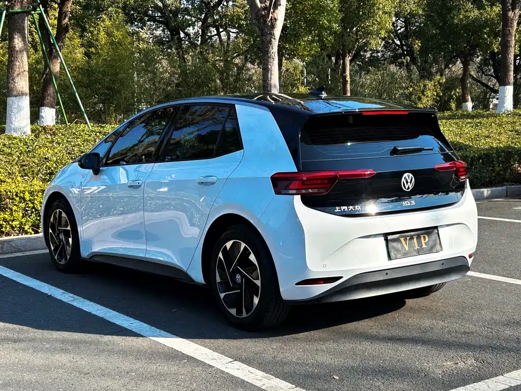 VOLKSWAGEN ID.3