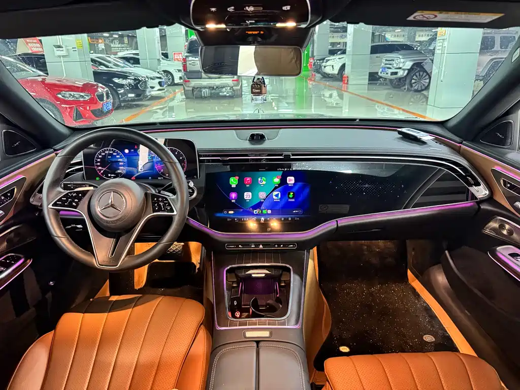 Mercedes-Benz E-Class — миниатюра 6