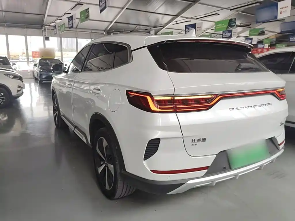 BYD PLUS New Energy — миниатюра 5