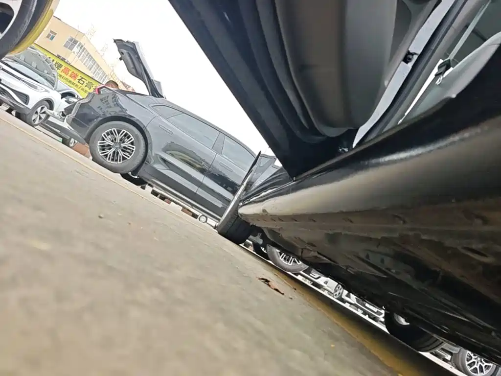 Chevrolet Malibu XL — миниатюра 22