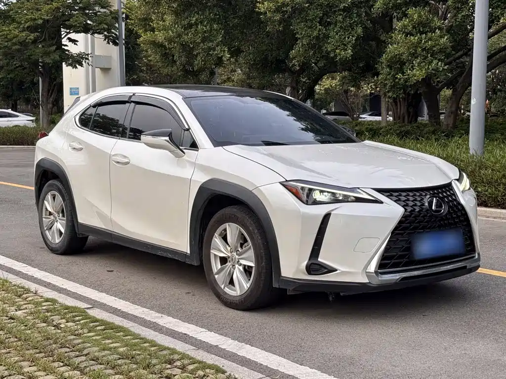 Lexus UX — миниатюра 4