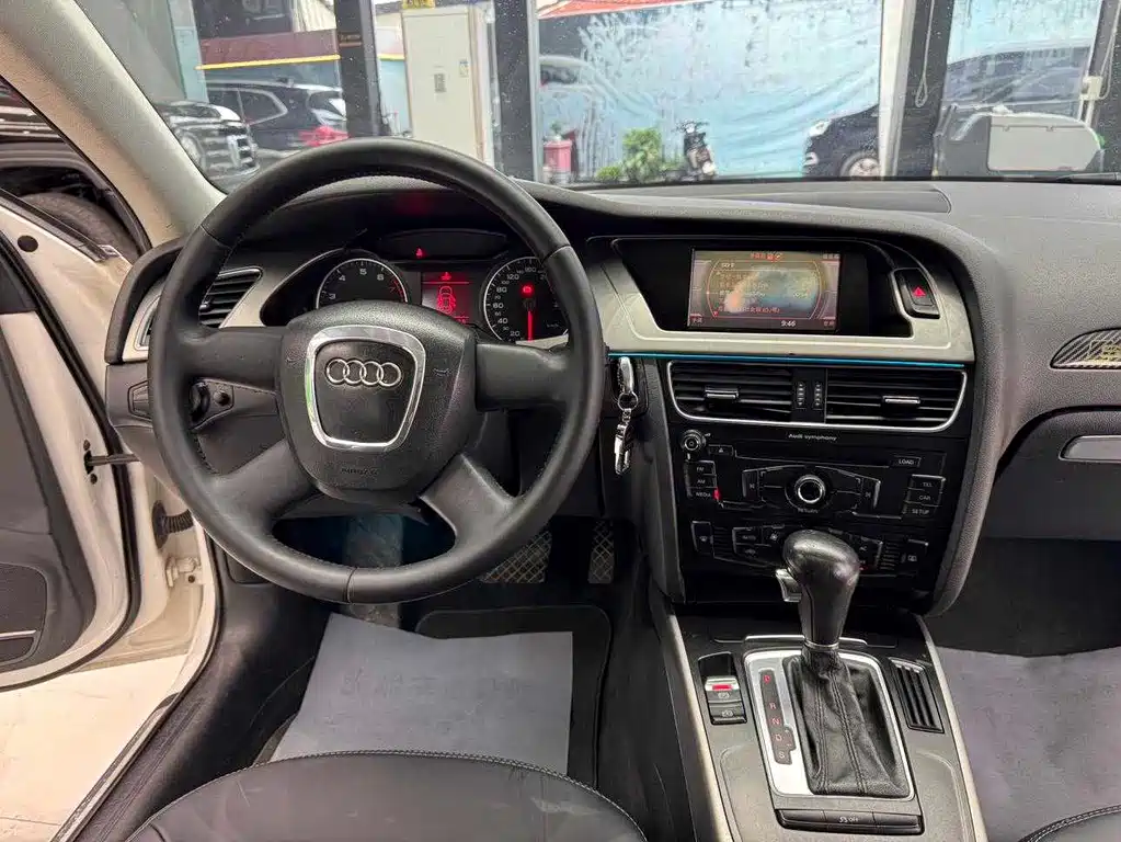 Audi A4L — миниатюра 10