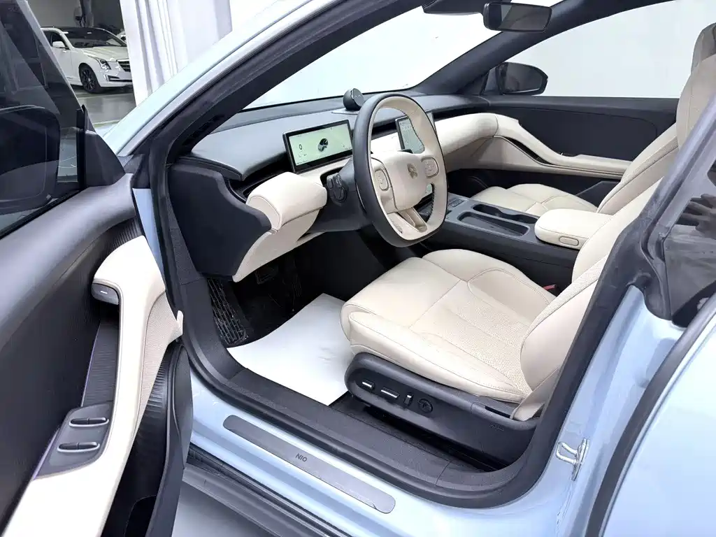 NIO ET5 — миниатюра 3
