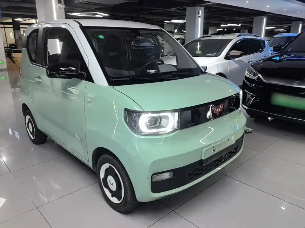 Wuling MINIEV — миниатюра 4