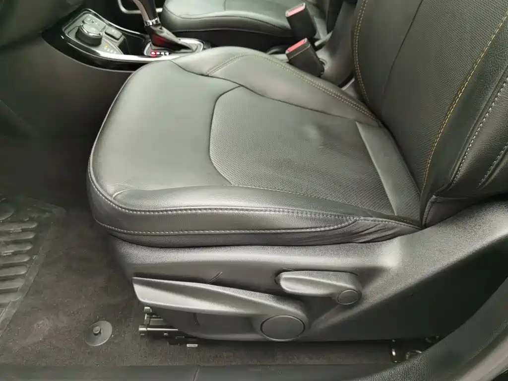 Jeep Compass — миниатюра 20