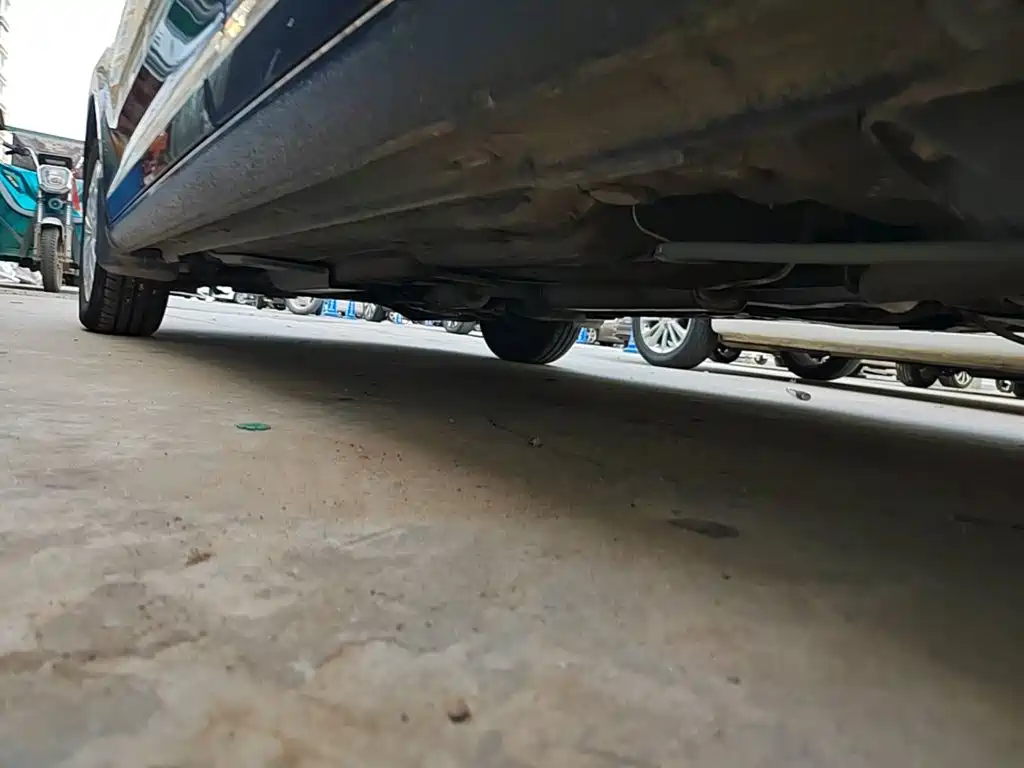 Volkswagen Santana — миниатюра 22