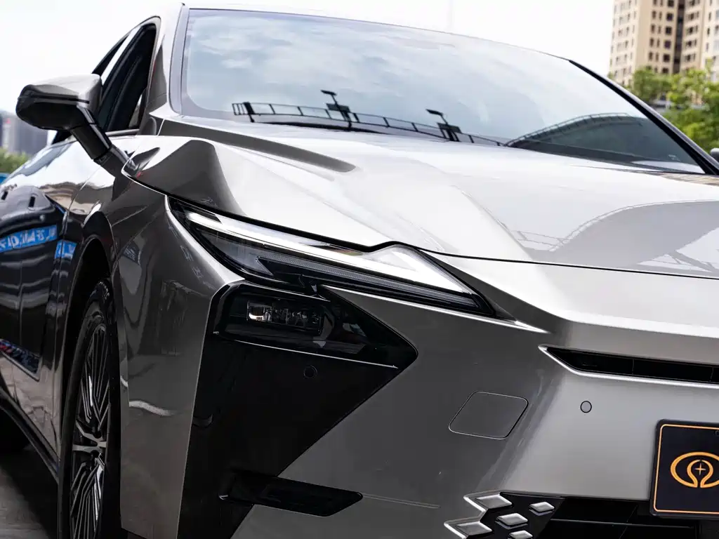 Lexus ES — миниатюра 6