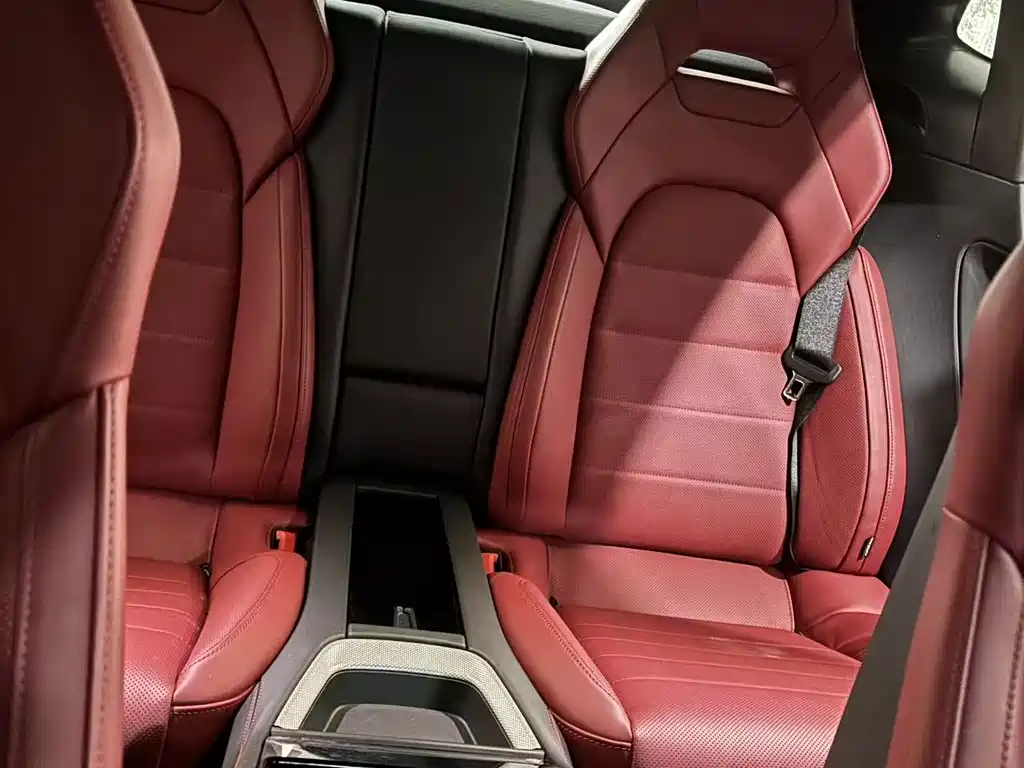 Porsche Panamera — миниатюра 4