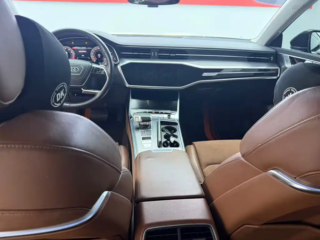 Audi A7L — миниатюра 11