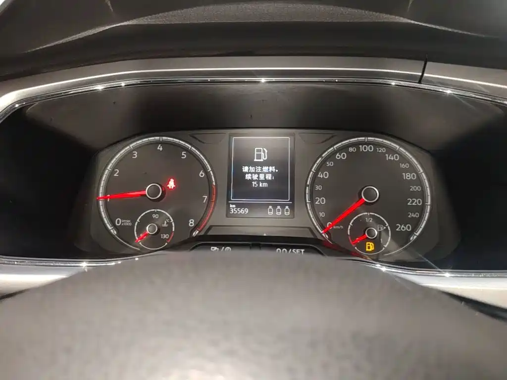 Volkswagen T-Cross — миниатюра 12