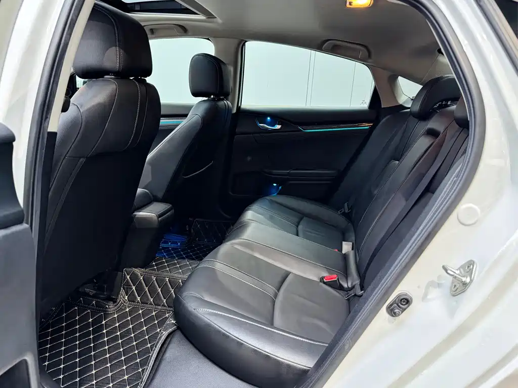 Honda Civic 2016 220TURBO CVT Luxury