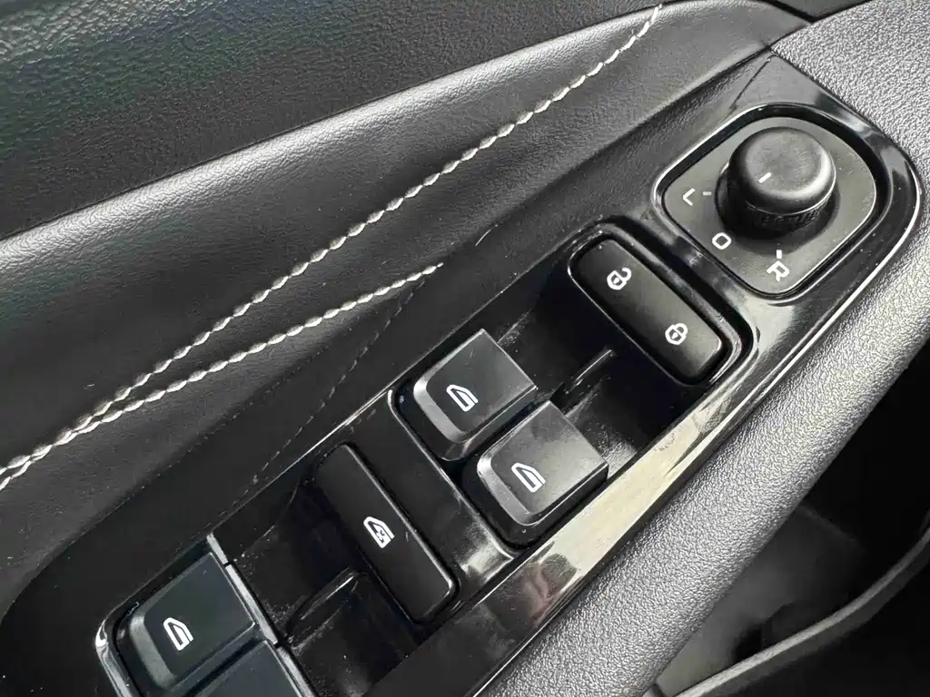 Geely Emgrand — фотографии объявления, Фото 24
