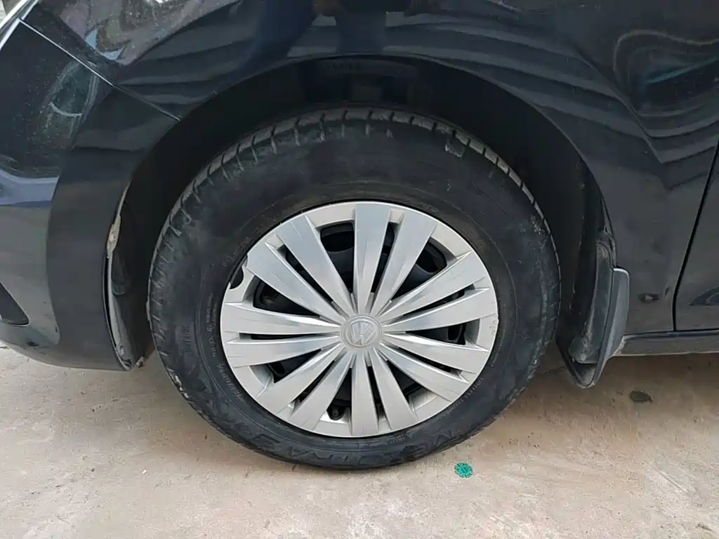 Volkswagen Santana — миниатюра 23