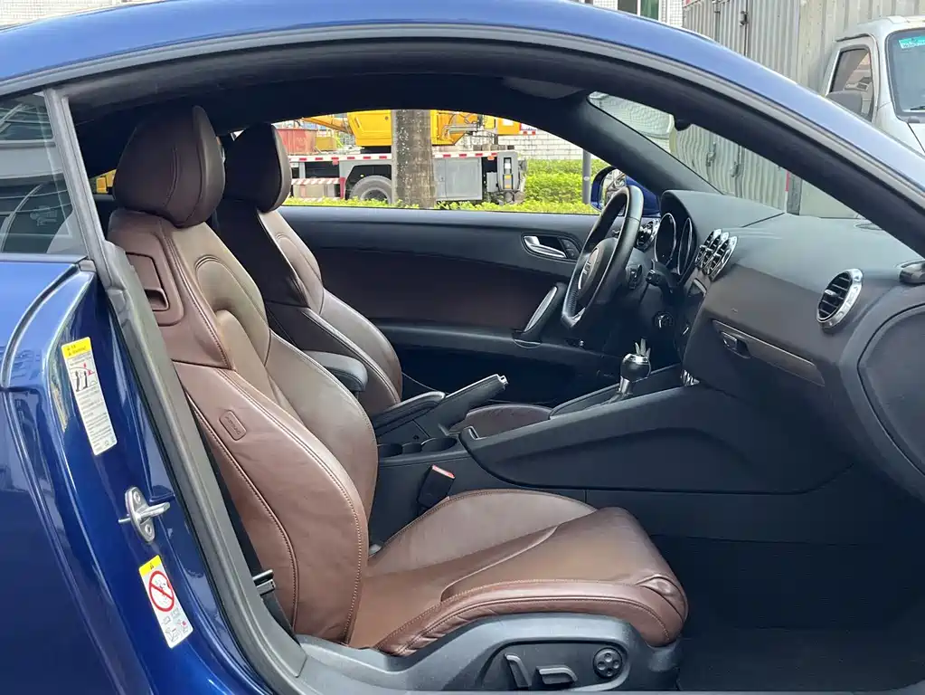 Audi TT — миниатюра 6