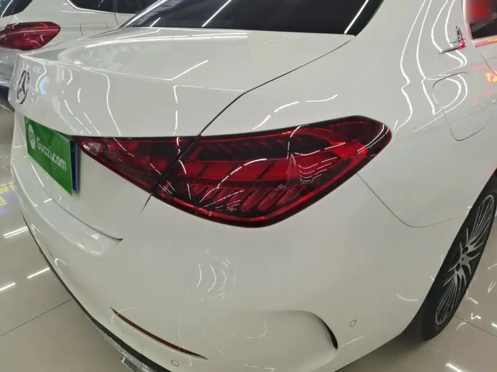 Mercedes-Benz C-Class — миниатюра 8