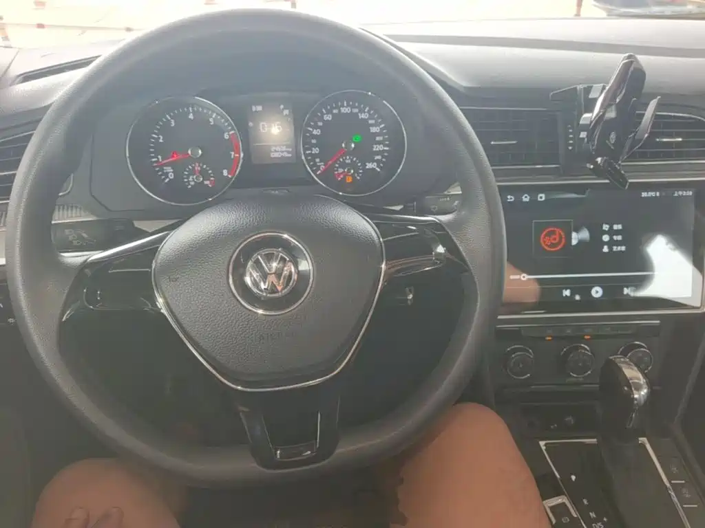 Volkswagen Lamando — миниатюра 10