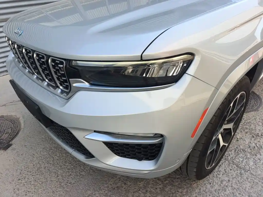 Jeep Grand Cherokee 4xe (Import) — миниатюра 24