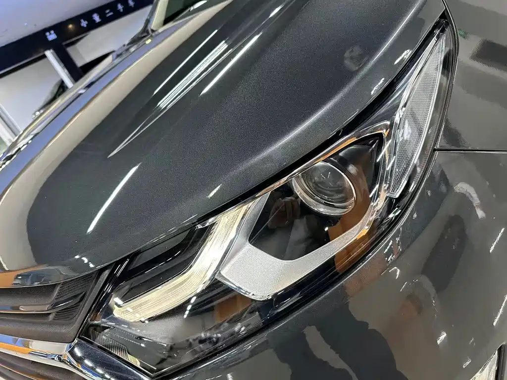 Chevrolet Equinox — миниатюра 16