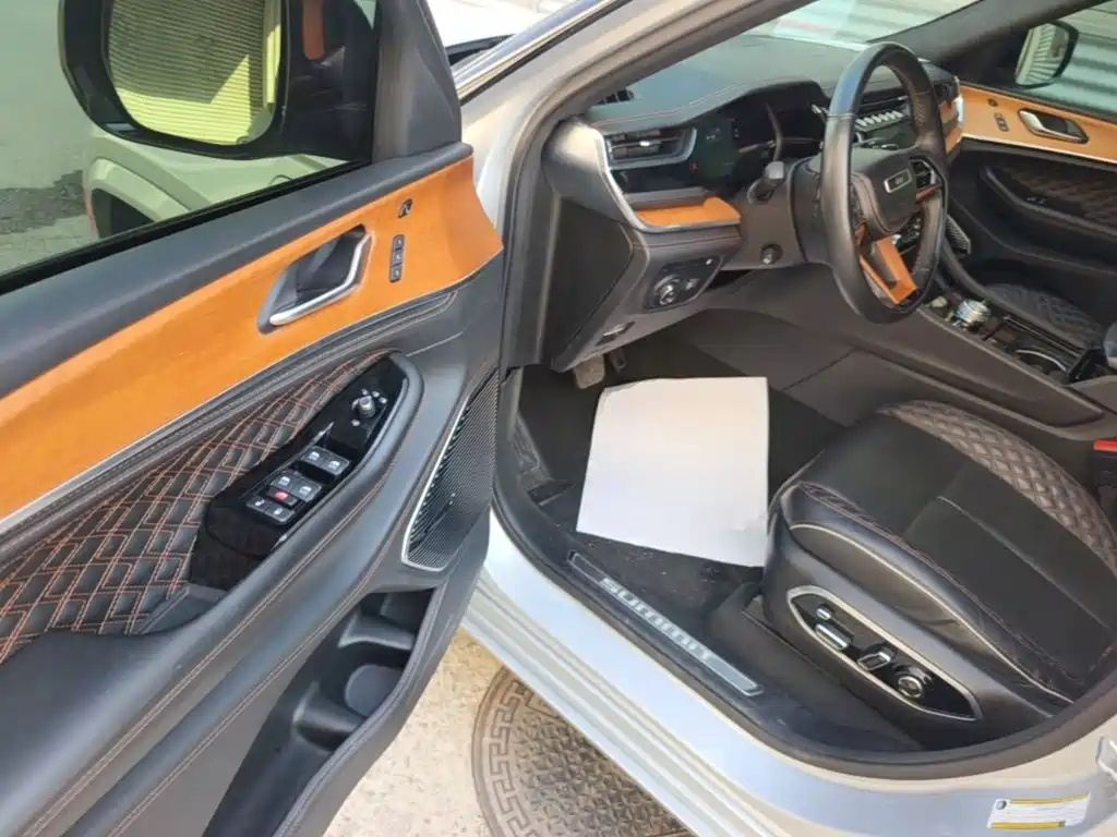 Jeep Grand Cherokee 4xe (Import) — миниатюра 16