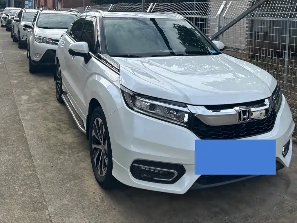 Купить Honda Avancier