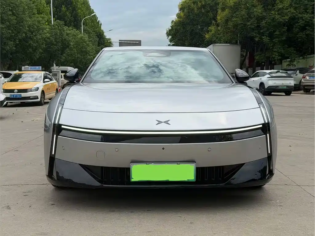 XPeng P7 — миниатюра 2