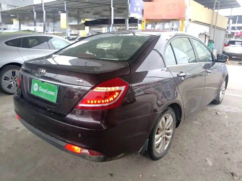 Geely Emgrand — миниатюра 7