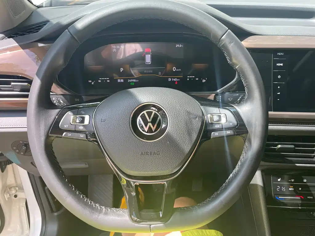 Volkswagen Tharu — миниатюра 15