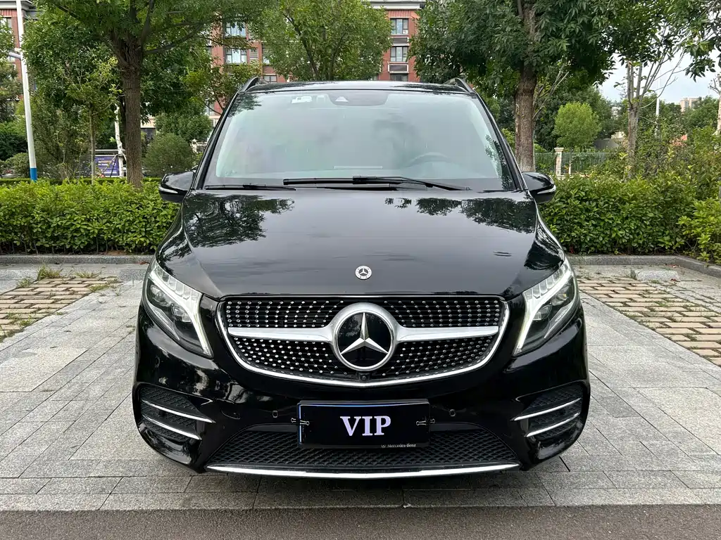 Mercedes-Benz V-Class — миниатюра 2