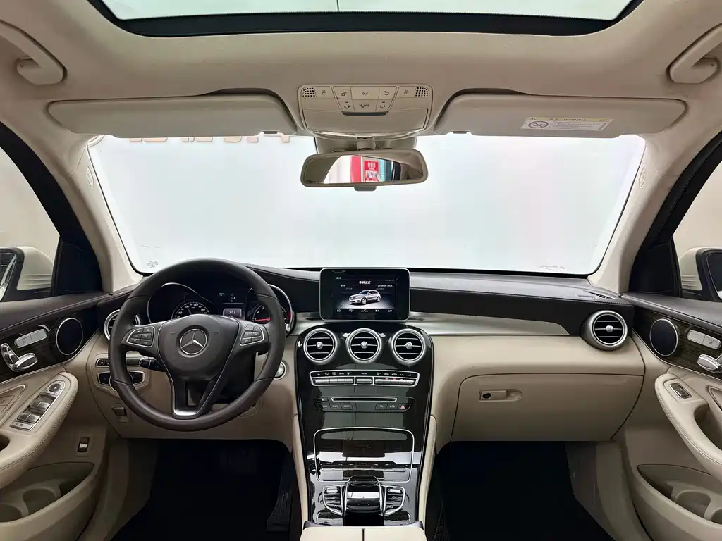 Mercedes-Benz GLC — миниатюра 5