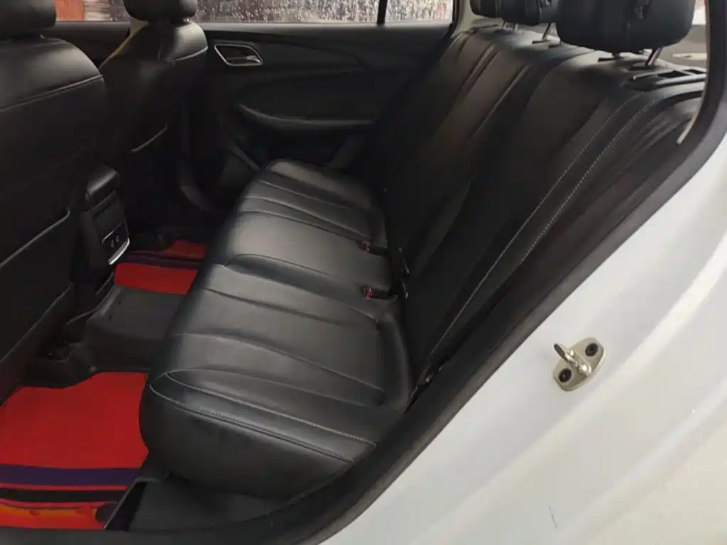 Roewe i5 — миниатюра 17