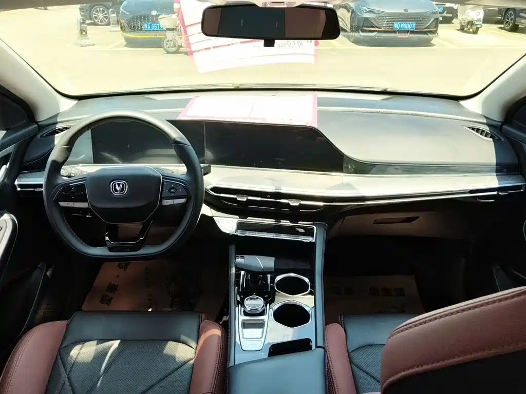 Changan Eado — миниатюра 5