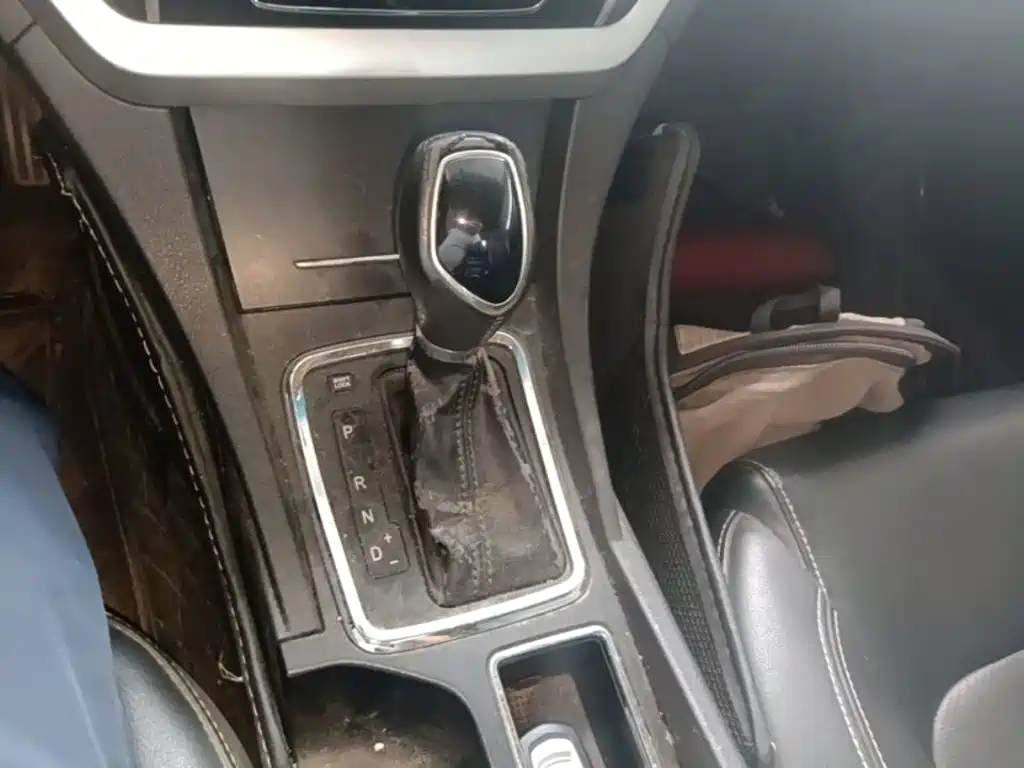 Geely Emgrand — миниатюра 14