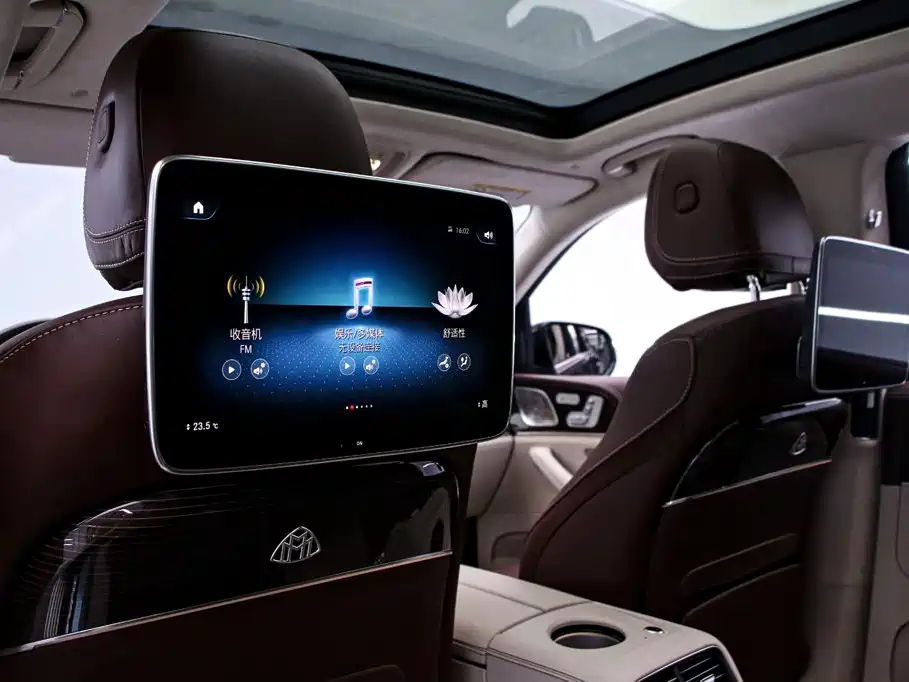 Mercedes-Benz GLS — миниатюра 19