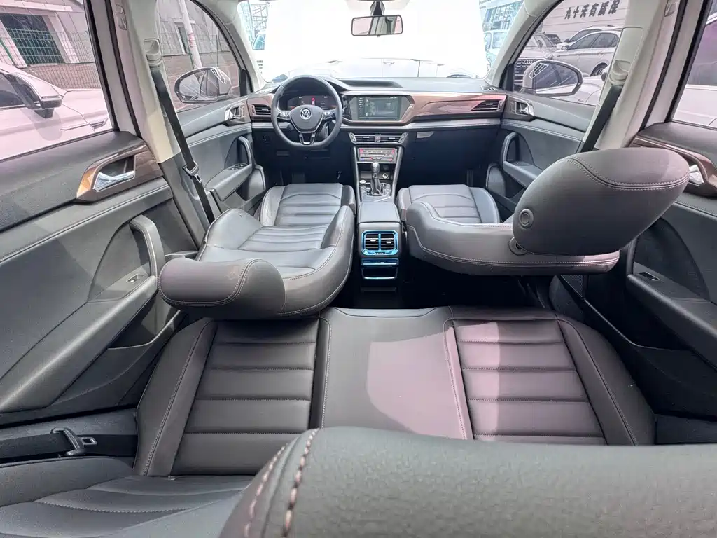 Volkswagen Tharu — миниатюра 20