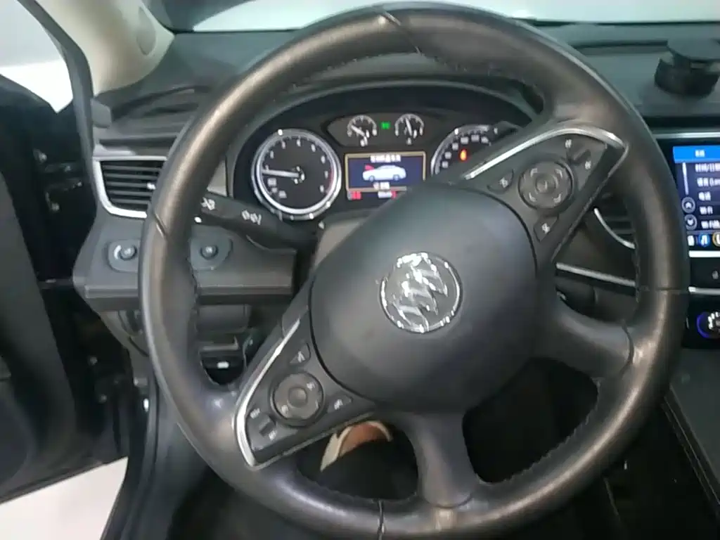 Buick LaCrosse — миниатюра 11