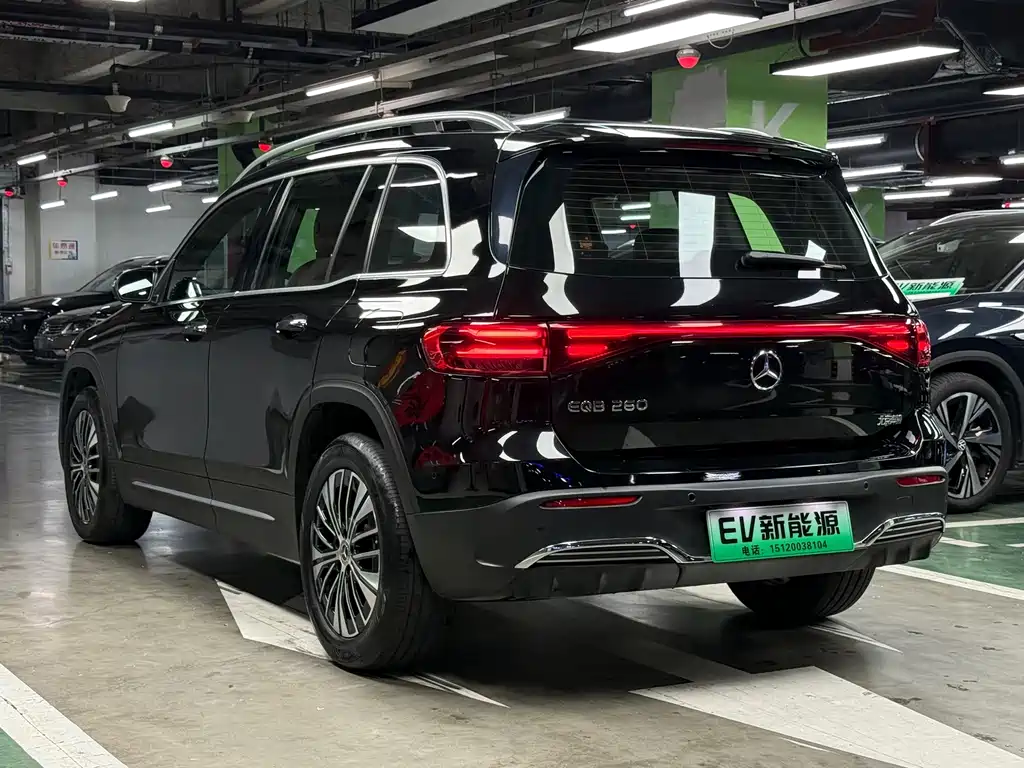 Mercedes-Benz EQB — миниатюра 13