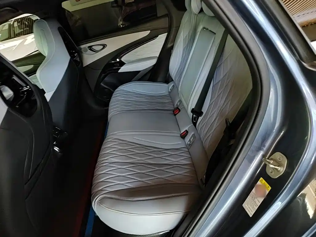 BYD Seal — миниатюра 17