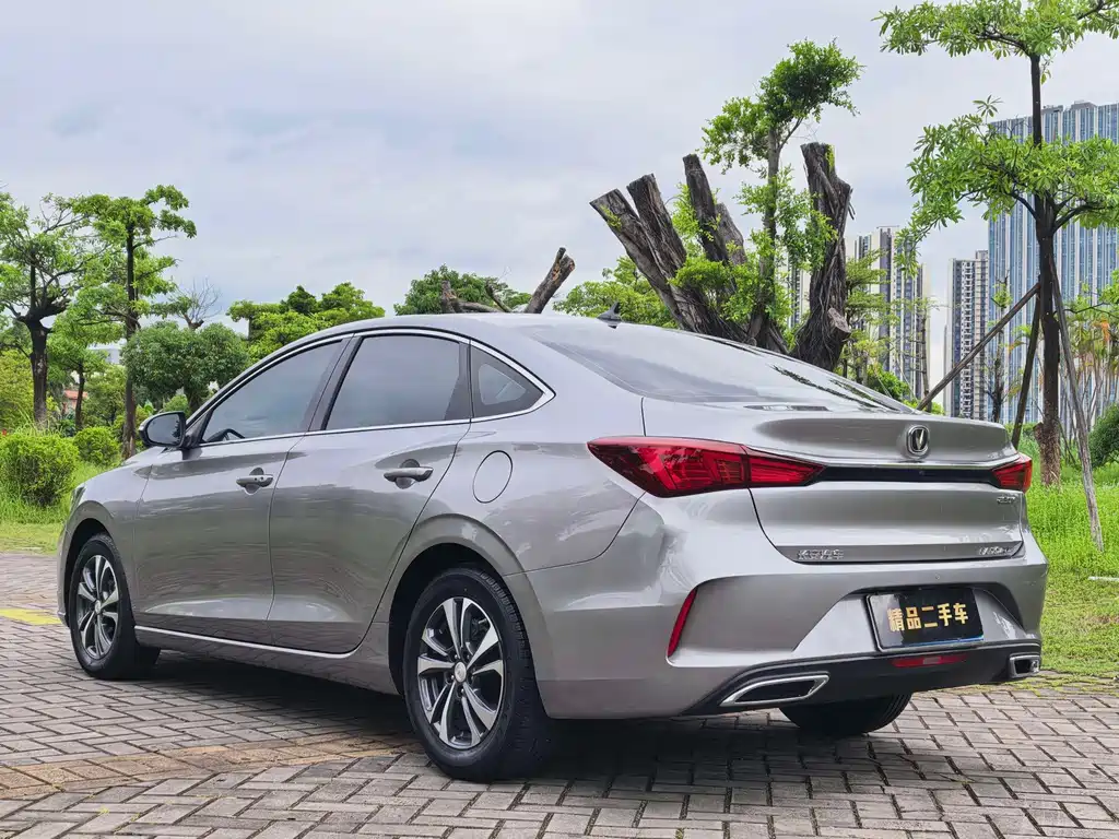 Changan Eado — миниатюра 6