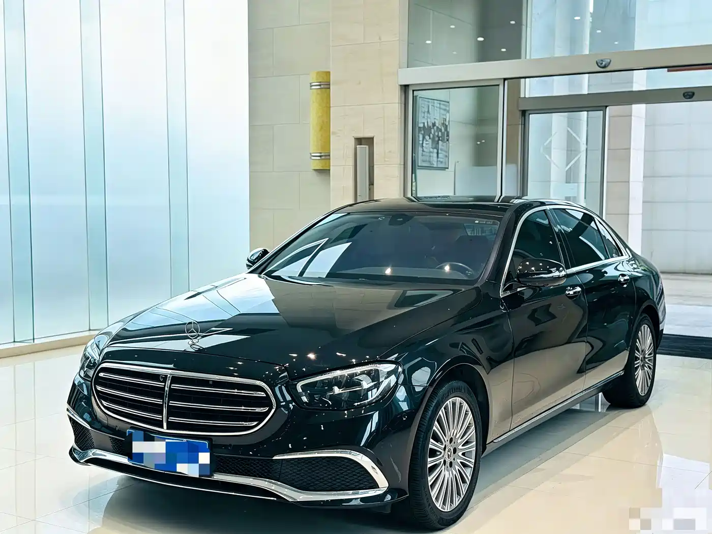 奔驰E级 2022款 E 300 L 豪华型 2022