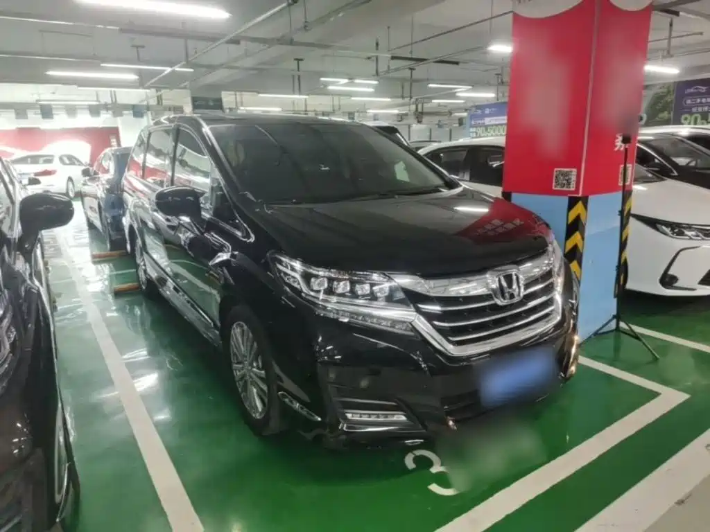 Honda Elysion 2016 2.4L Luxury