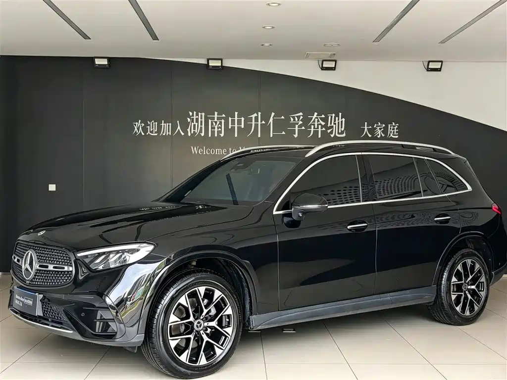 Mercedes-Benz GLC 2023