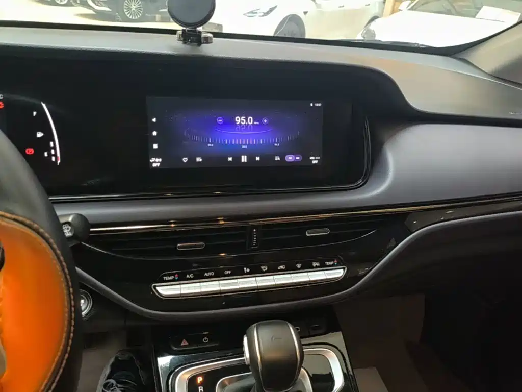 GAC Motor Trumpchi M6 — миниатюра 13