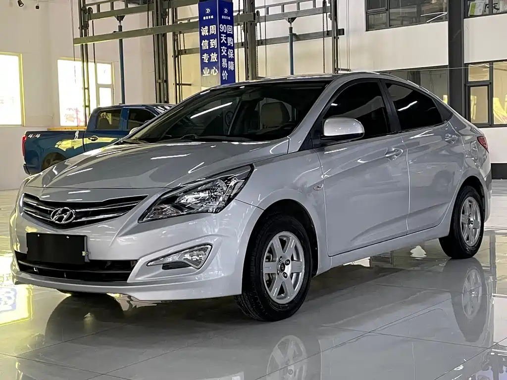 Hyundai Verna 2016