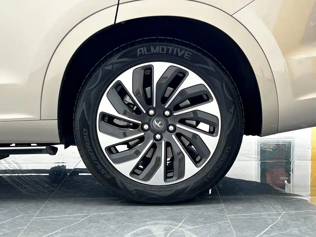 AITO AITO M7 — миниатюра 28