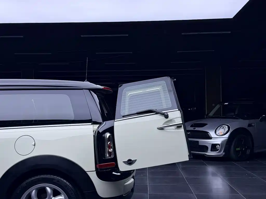 MINI Mini Clubman — миниатюра 5