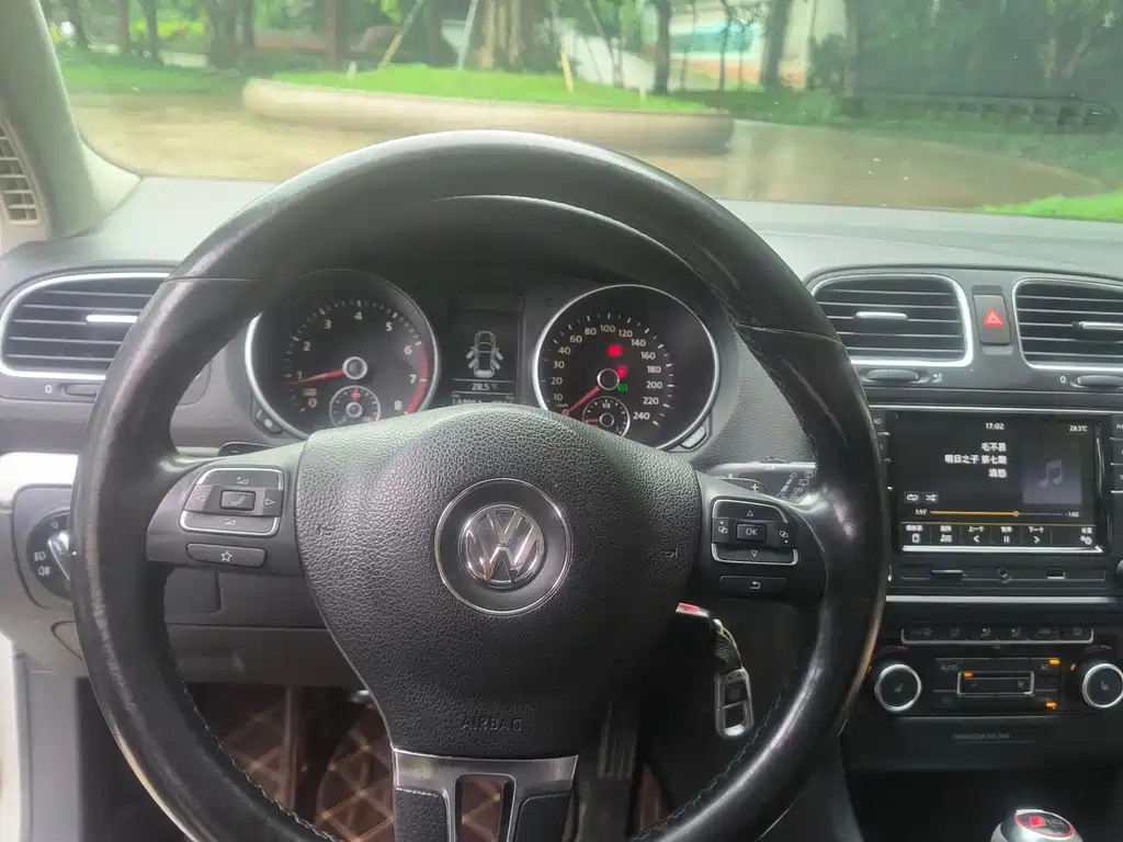 Volkswagen Golf — миниатюра 16