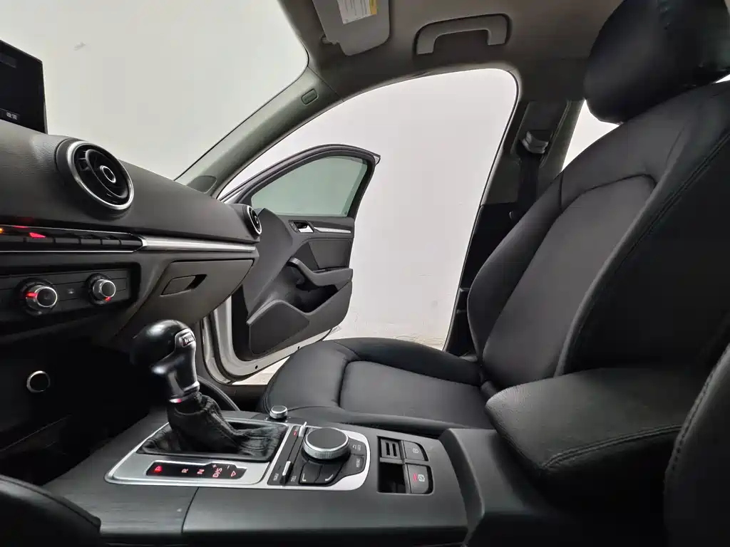 Audi A3 — миниатюра 12