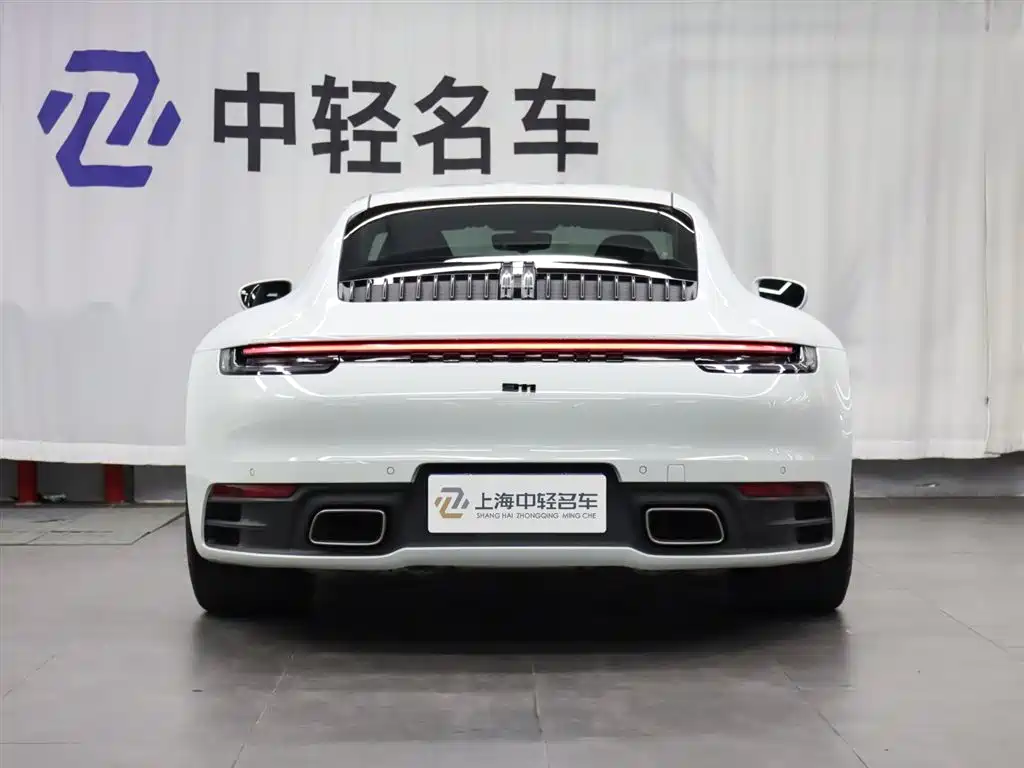 Porsche 911 2023 Carrera 3.0T